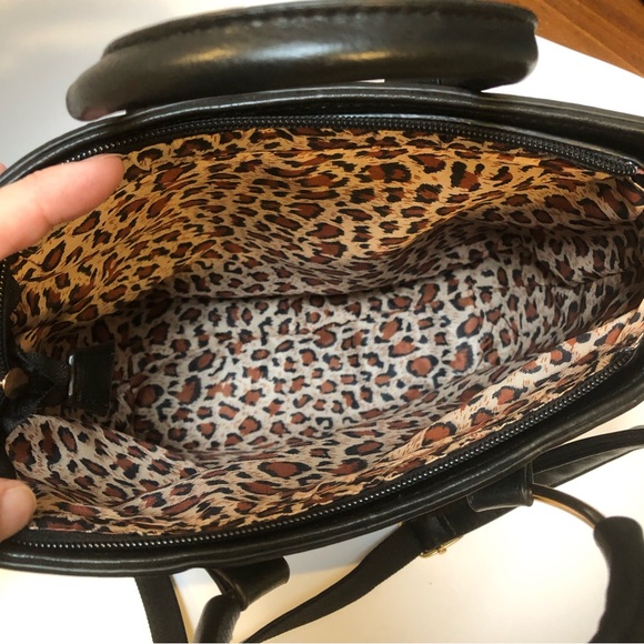 Gorgeous Black Shoulder/Crossbody Bag NWOT - Picture 10 of 10